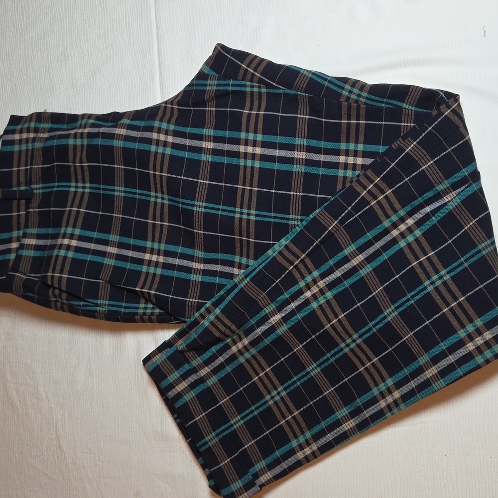 HUGO BOSS Classic Blue and Black with Straight Leg,sz 4. - Picture 7 of 7